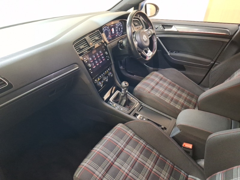 Used Volkswagen Golf 2019 for sale - 76639294: Photo 5