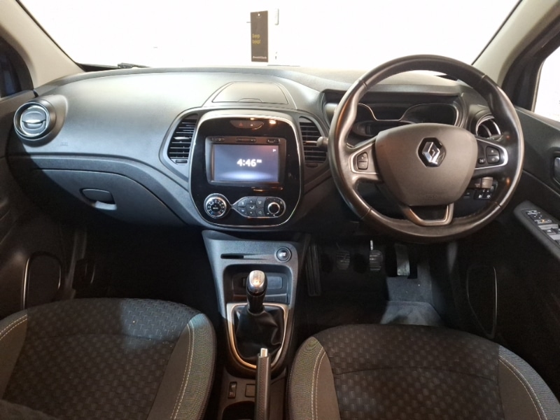 Used Renault Captur 2018 for sale - 76838973: Photo 2