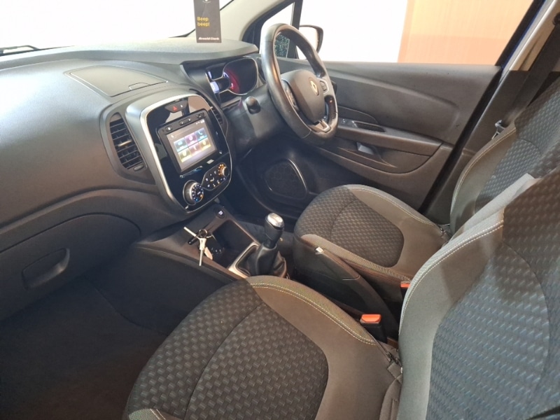 Used Renault Captur 2018 for sale - 76838973: Photo 5
