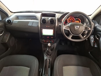 Used Dacia Duster 2018 for sale - 78290761: Photo