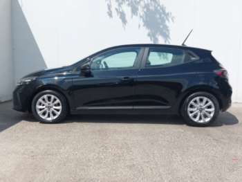 Used Renault Clio 2024 for sale - 74868203: Photo