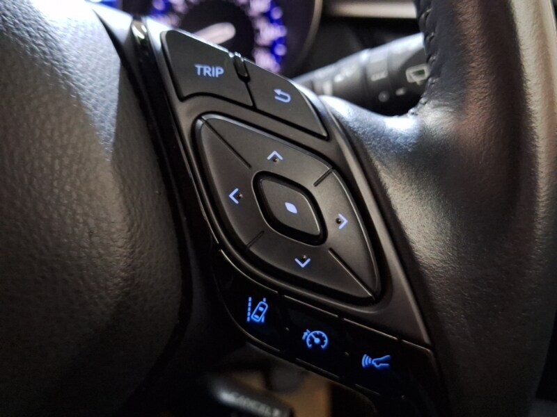 Used Toyota C-HR 2022 for sale - 76651739: Photo 19