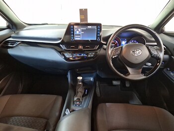 Used Toyota C-HR 2022 for sale - 76651739: Photo