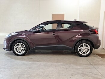 Used Toyota C-HR 2022 for sale - 76651739: Photo