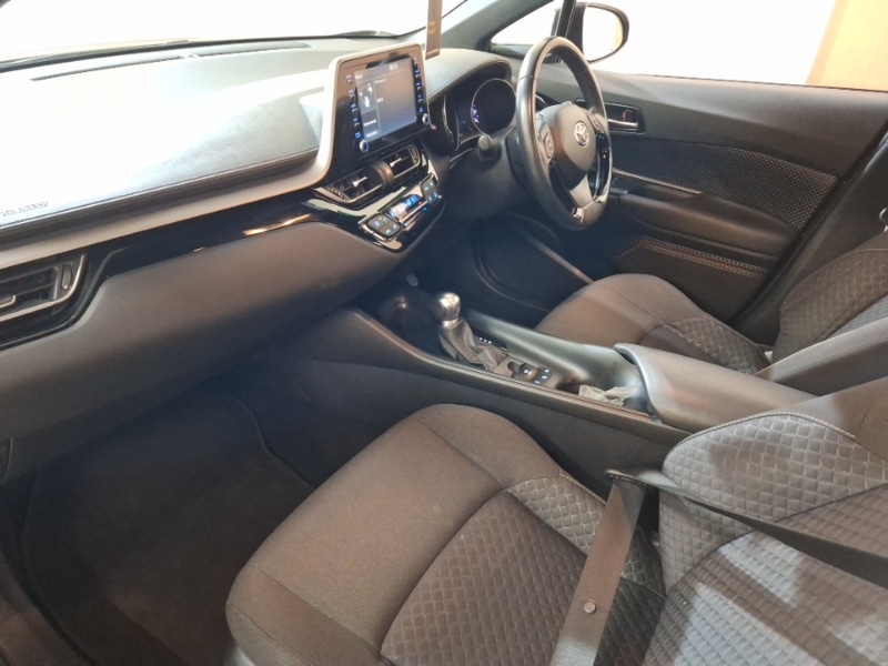 Used Toyota C-HR 2022 for sale - 76651739: Photo 5