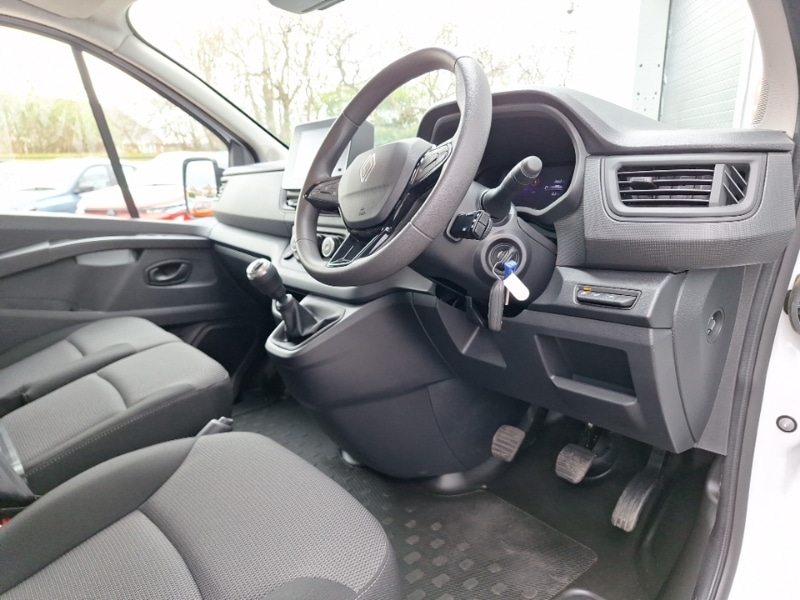 Used Renault Trafic 2025 for sale - 77856182: Photo 2