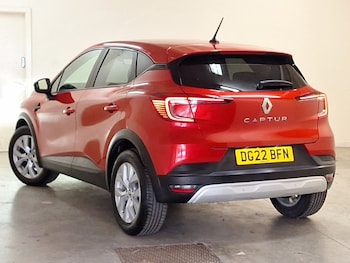 Used Renault Captur 2022 for sale - 77969255: Photo