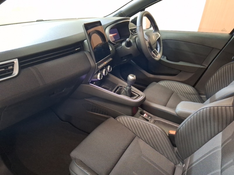 Used Renault Clio 2025 for sale - 77189836: Photo 5