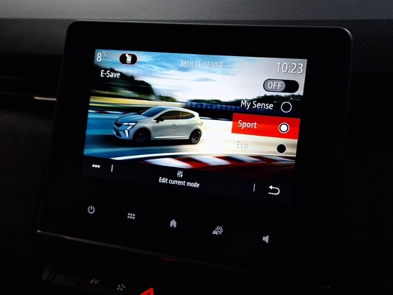 Used Renault Clio 2025 for sale - 77183663: Photo 15