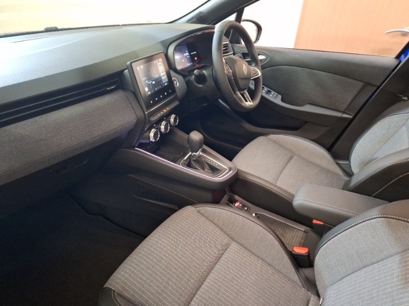 Used Renault Clio 2025 for sale - 77183663: Photo 5