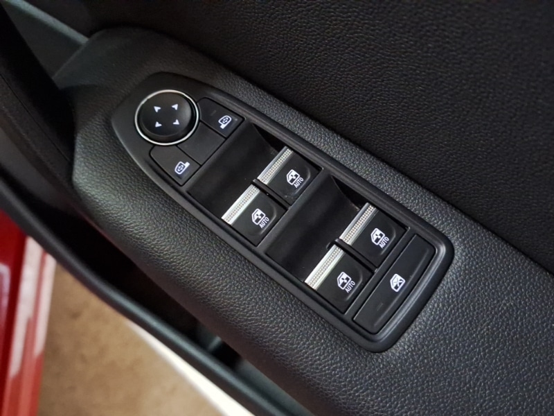 Used Renault Captur 2023 for sale - 77531283: Photo 12