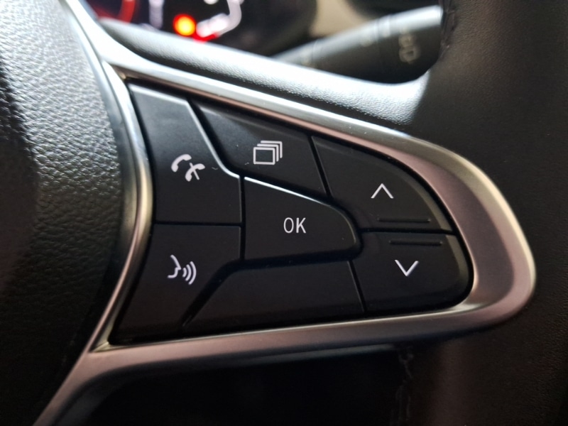 Used Renault Captur 2023 for sale - 77329824: Photo 19