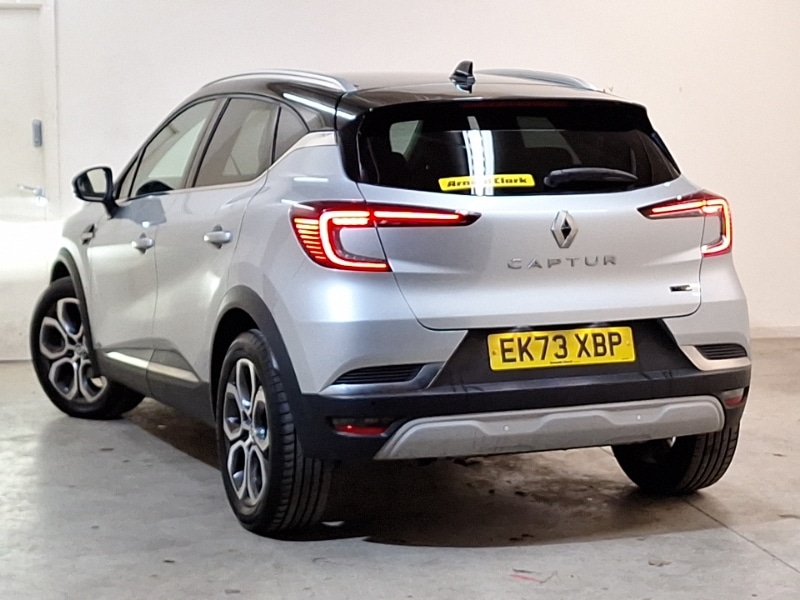 Used Renault Captur 2023 for sale - 77329824: Photo 3