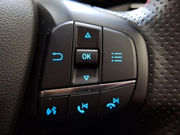 Used Ford Focus 2021 for sale - 76208140: Photo 19