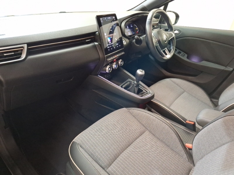 Used Renault Clio 2021 for sale - 76052876: Photo 5