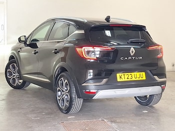 Used Renault Captur 2023 for sale - 79263322: Photo
