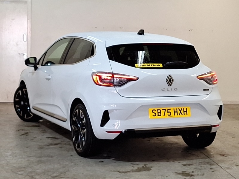 Used Renault Clio 2025 for sale - 77183656: Photo 3