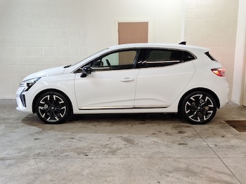 Used Renault Clio 2025 for sale - 77183656: Photo