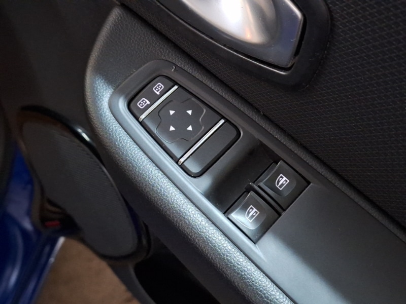 Used Renault Clio 2019 for sale - 77433042: Photo 12