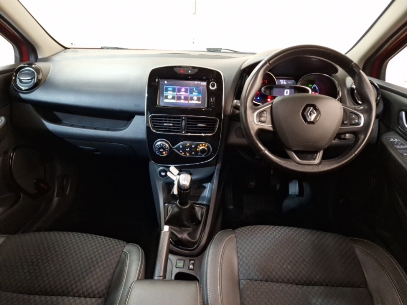 Used Renault Clio 2018 for sale - 76897466: Photo 2