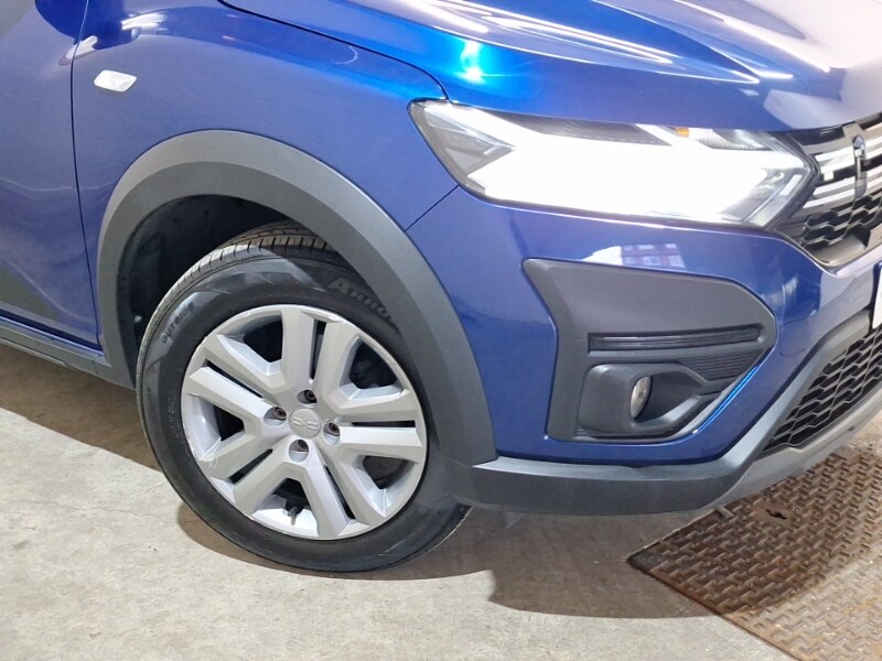 Used Dacia Sandero Stepway 2023 for sale - 77999657: Photo 9