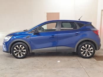 Used Renault Captur 2023 for sale - 79826665: Photo