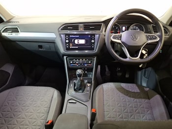 Used Volkswagen Tiguan 2023 for sale - 75828688: Photo