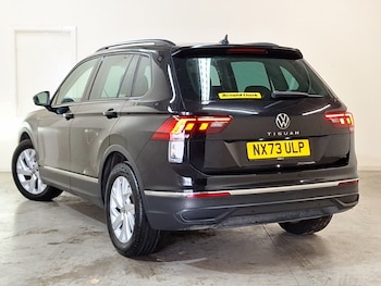 Used Volkswagen Tiguan 2023 for sale - 75828688: Photo