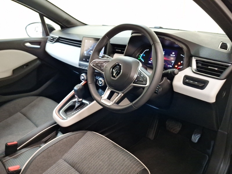 Used Renault Clio 2023 for sale - 76983400: Photo 11