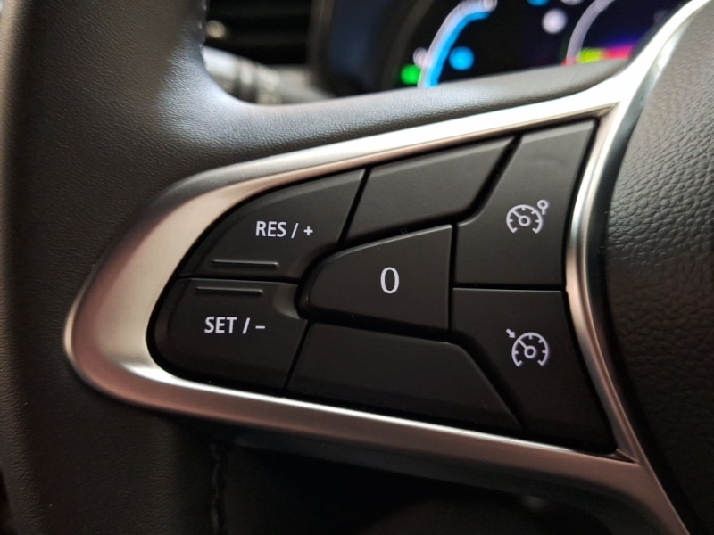 Used Renault Clio 2023 for sale - 76983400: Photo 18