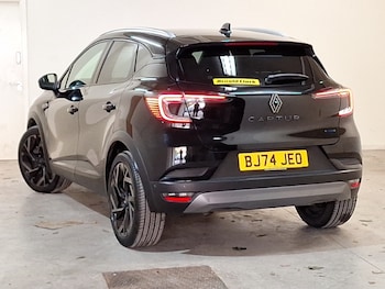 Used Renault Captur 2024 for sale - 76897651: Photo