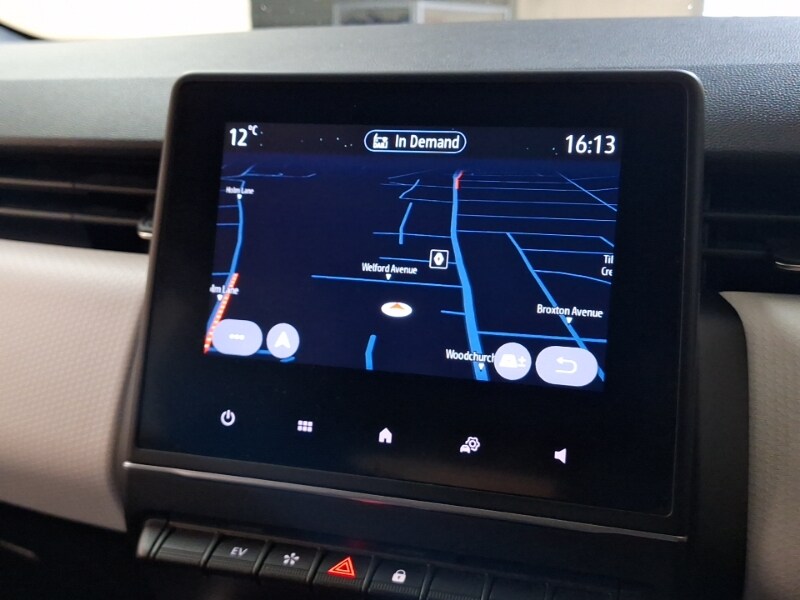 Used Renault Clio 2023 for sale - 77702316: Photo 14