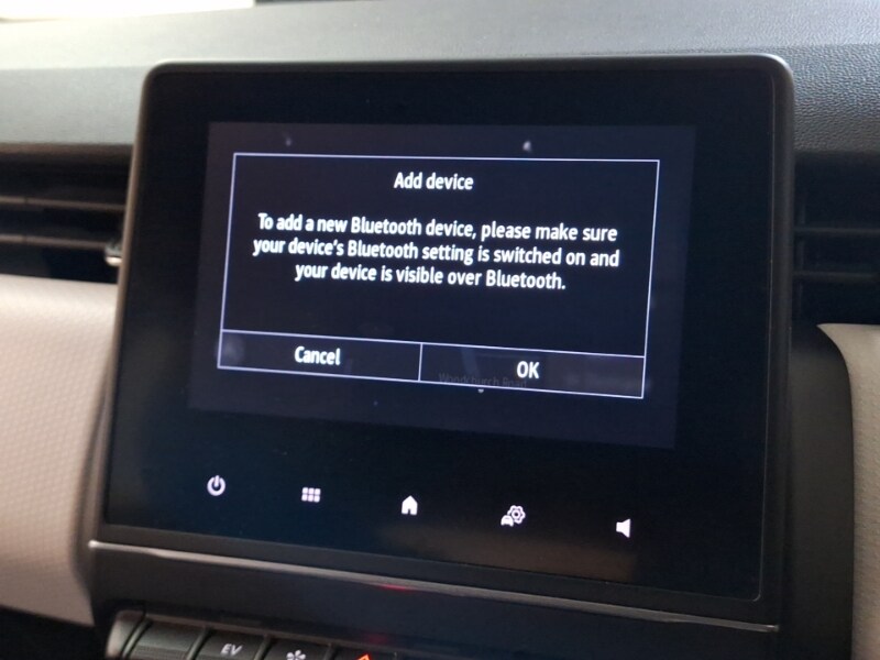 Used Renault Clio 2023 for sale - 77702316: Photo 15