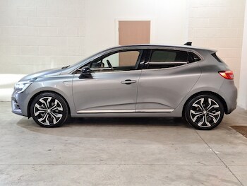 Used Renault Clio 2023 for sale - 77702316: Photo