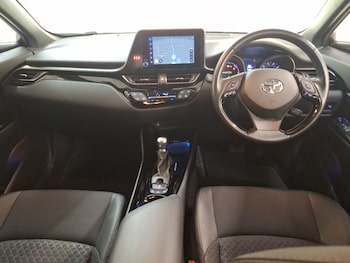 Used Toyota C-HR 2022 for sale - 79263320: Photo