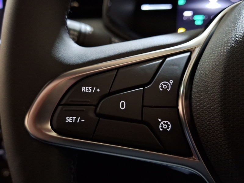 Used Renault Clio 2025 for sale - 76853995: Photo 18