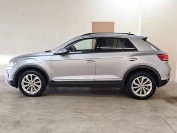 Used Volkswagen T-Roc 2023 for sale - 79594710: Photo