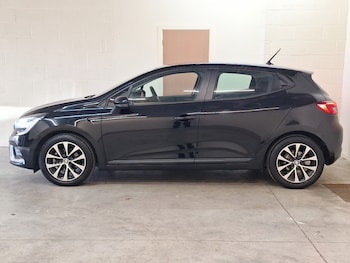 Used Renault Clio 2022 for sale - 79461141: Photo
