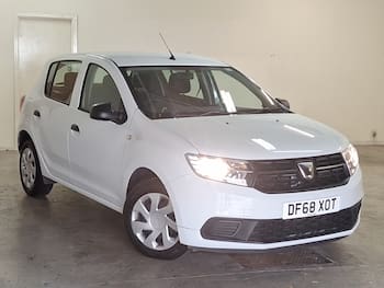Used Dacia Sandero 2019 for sale - 79654330: Photo