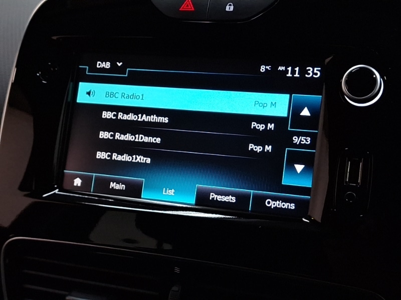 Used Renault Clio 2018 for sale - 76602546: Photo 14