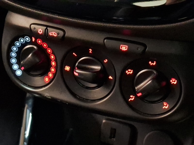 Used Vauxhall ADAM 2018 for sale - 76571672: Photo 15