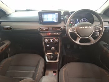 Used Dacia Sandero Stepway 2023 for sale - 79231380: Photo