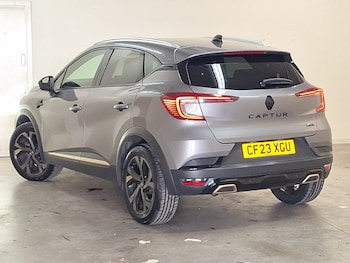 Used Renault Captur 2023 for sale - 79214035: Photo