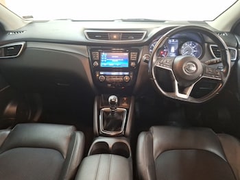Used Nissan Qashqai 2017 for sale - 79164564: Photo