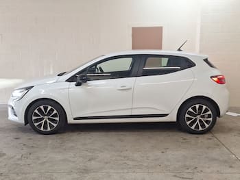 Used Renault Clio 2022 for sale - 79826673: Photo