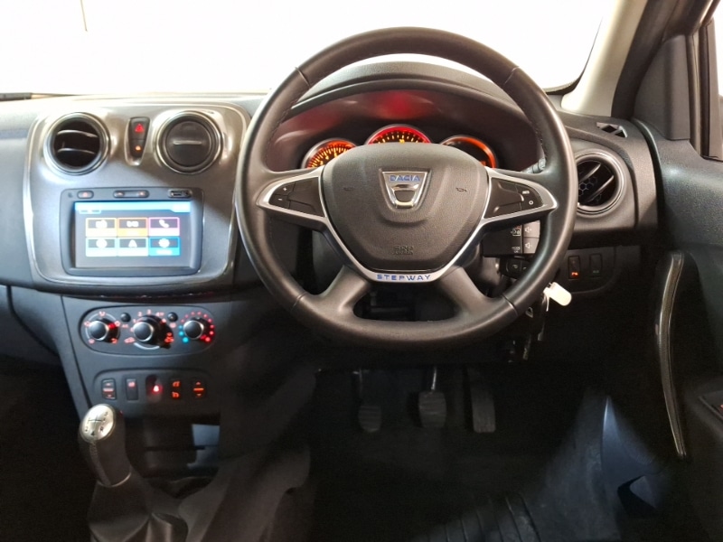 Used Dacia Sandero Stepway 2020 for sale - 77008723: Photo 10