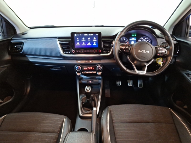 Used Kia Stonic 2023 for sale - 77518065: Photo 2