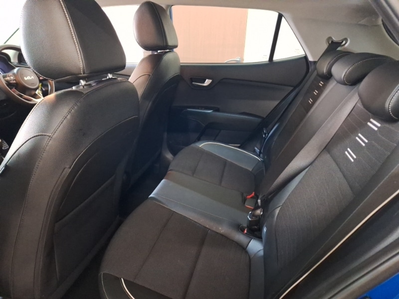 Used Kia Stonic 2023 for sale - 77518065: Photo 6