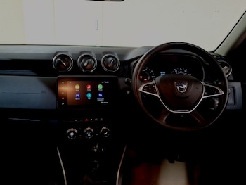 Used Dacia Duster 2022 for sale - 76238137: Photo