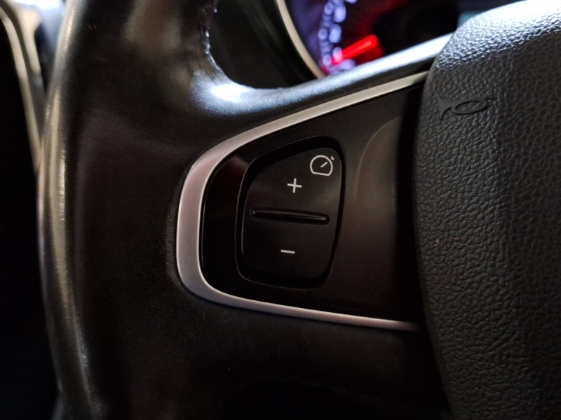 Used Renault Captur 2017 for sale - 76749177: Photo 18